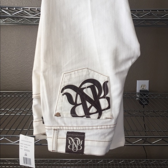 Rock and Republic and Frankie B jeans/denim! - Picture 1 of 4